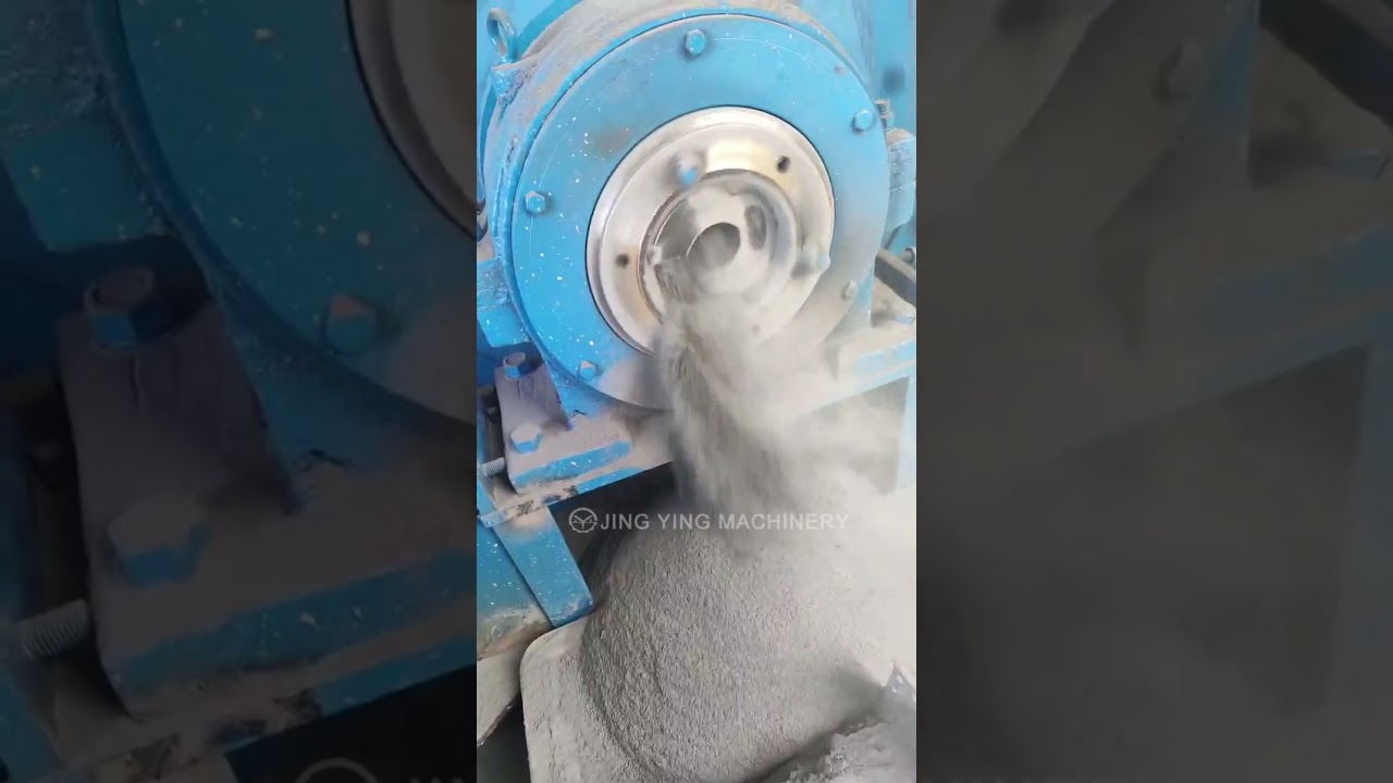 The ball mill machine can grind powder in gold mining #ball #mill #machine #powder #stone #jycrusher