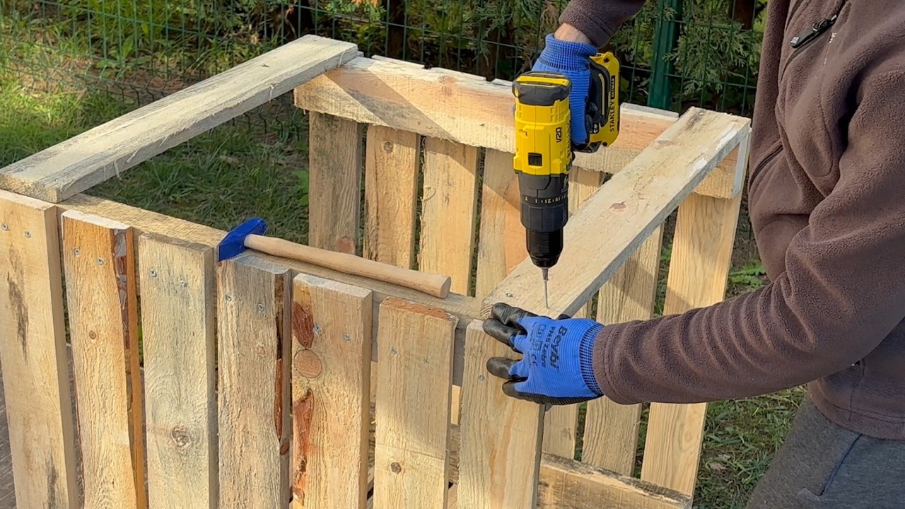 Как сделать деревянный компостный ящик | DIY компостер для сада