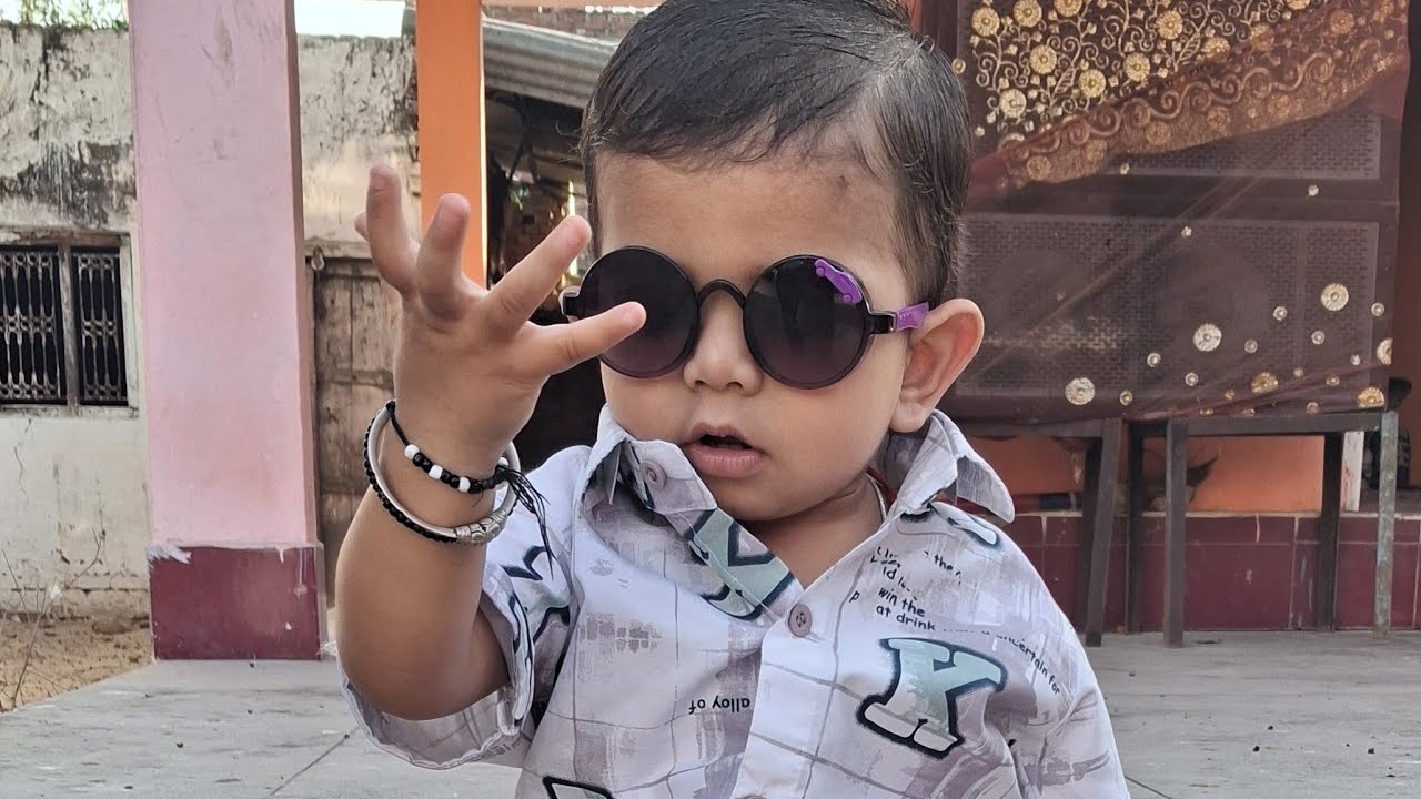 Akshat funny vlogs(Anand) is live