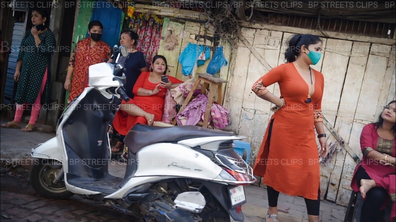 Street Market Prices in Pune with $3 🇮🇳 | Budhwar Peth & Ravivar Peth Walk #budhwarpeth 