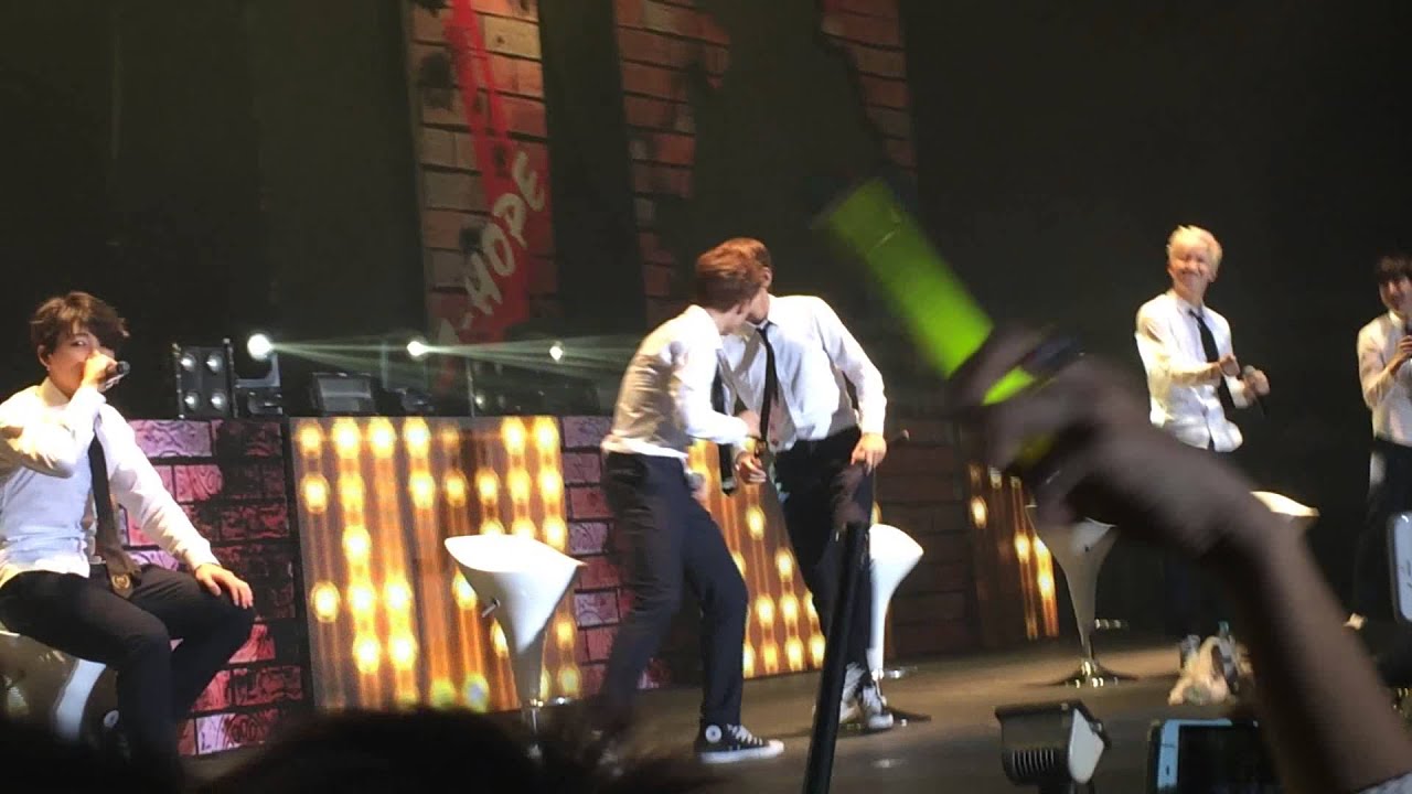 141220 BTS THE RED BULLET in BANGKOK LOOK HERE