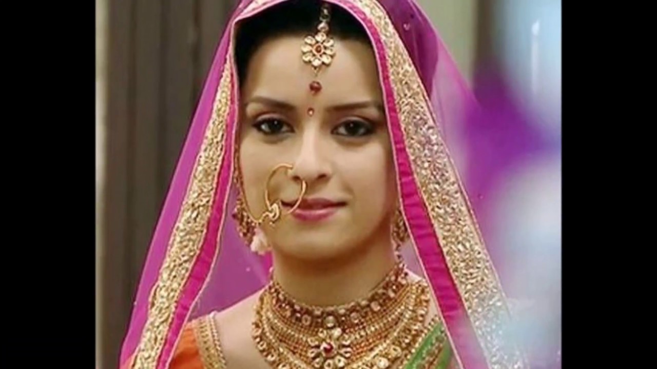 Mere Angne Mein || Lead Actress Ekta Kaul(Riya) Real Life Pics || Off screen pics of Ekta Kaul