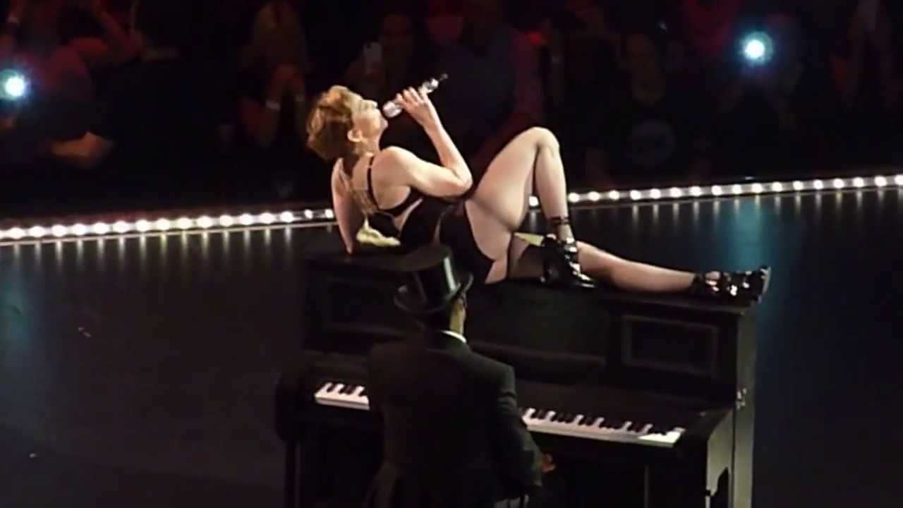Madonna - Like a Virgin / Love Spent (MDNA Tour)