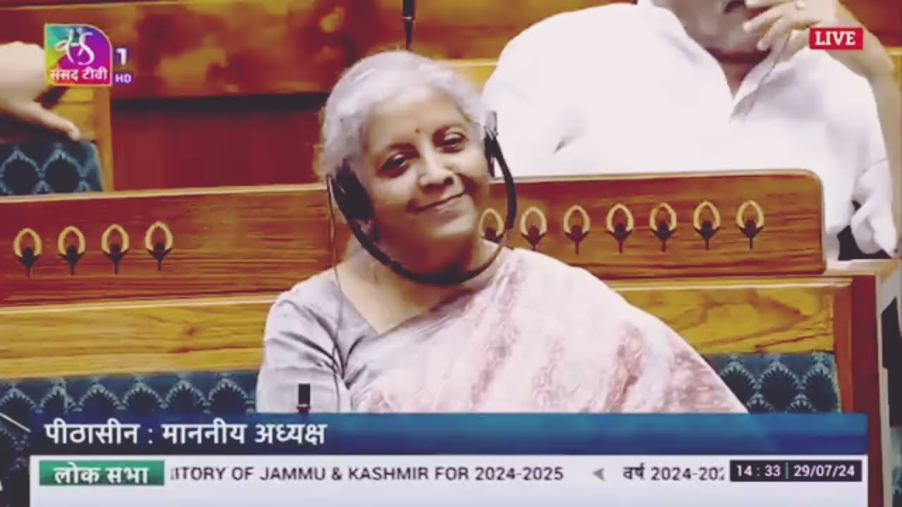 Rahul Gandhi Speech | Nirmala Sitharaman's Reaction To Rahul Gandhi's Speech Is Viral