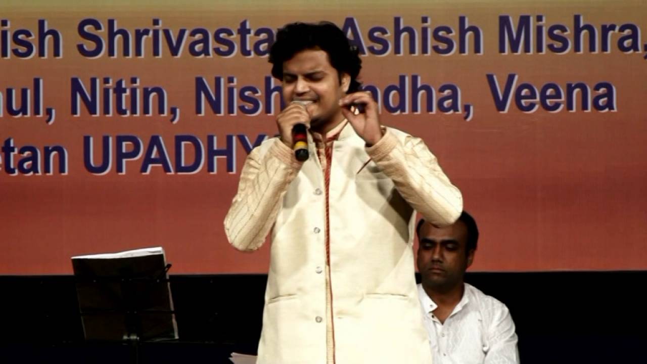 2016-06-24_Ae husn zara jaag tujhe ishq jagaaye_Ashish S.