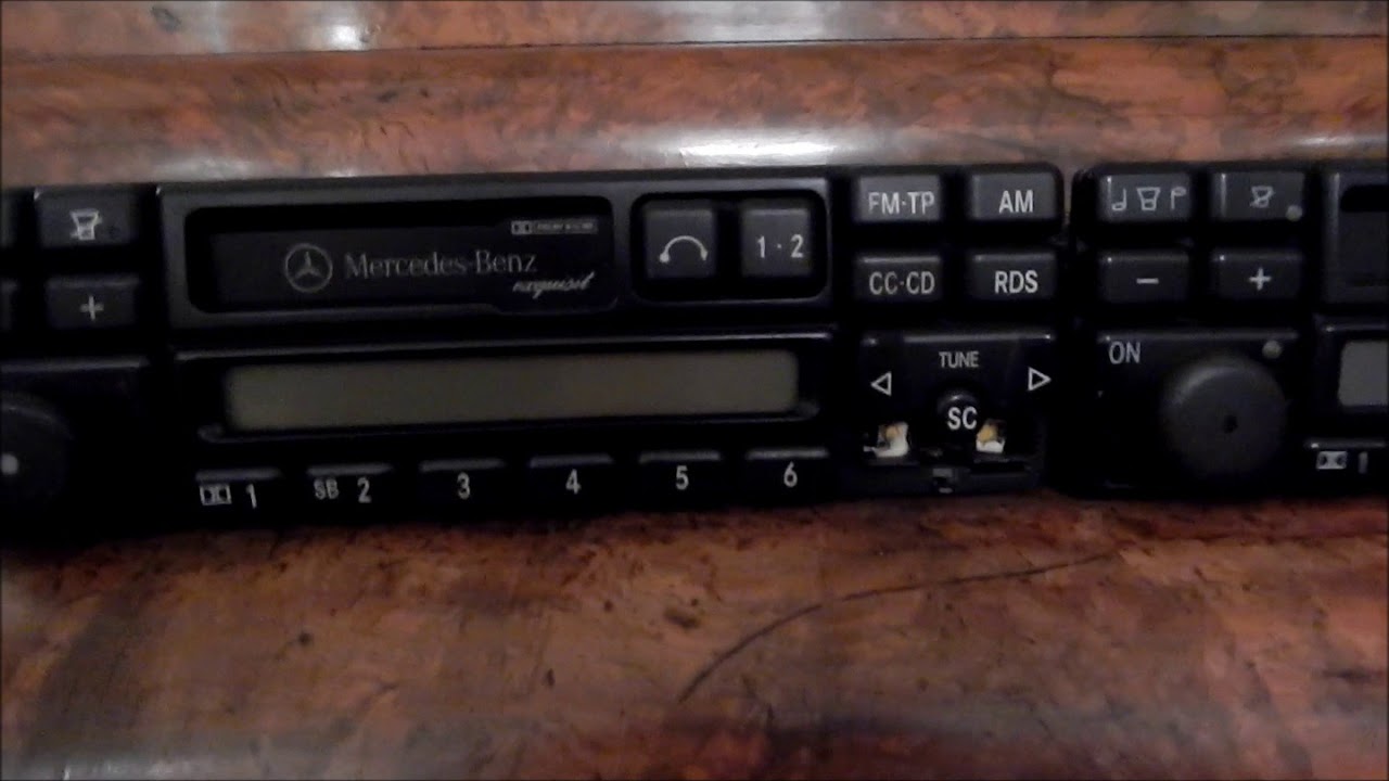 сравнение магнитол  Becker Special, Becker  Exqisit и Panasonic Exqisit MERCEDES