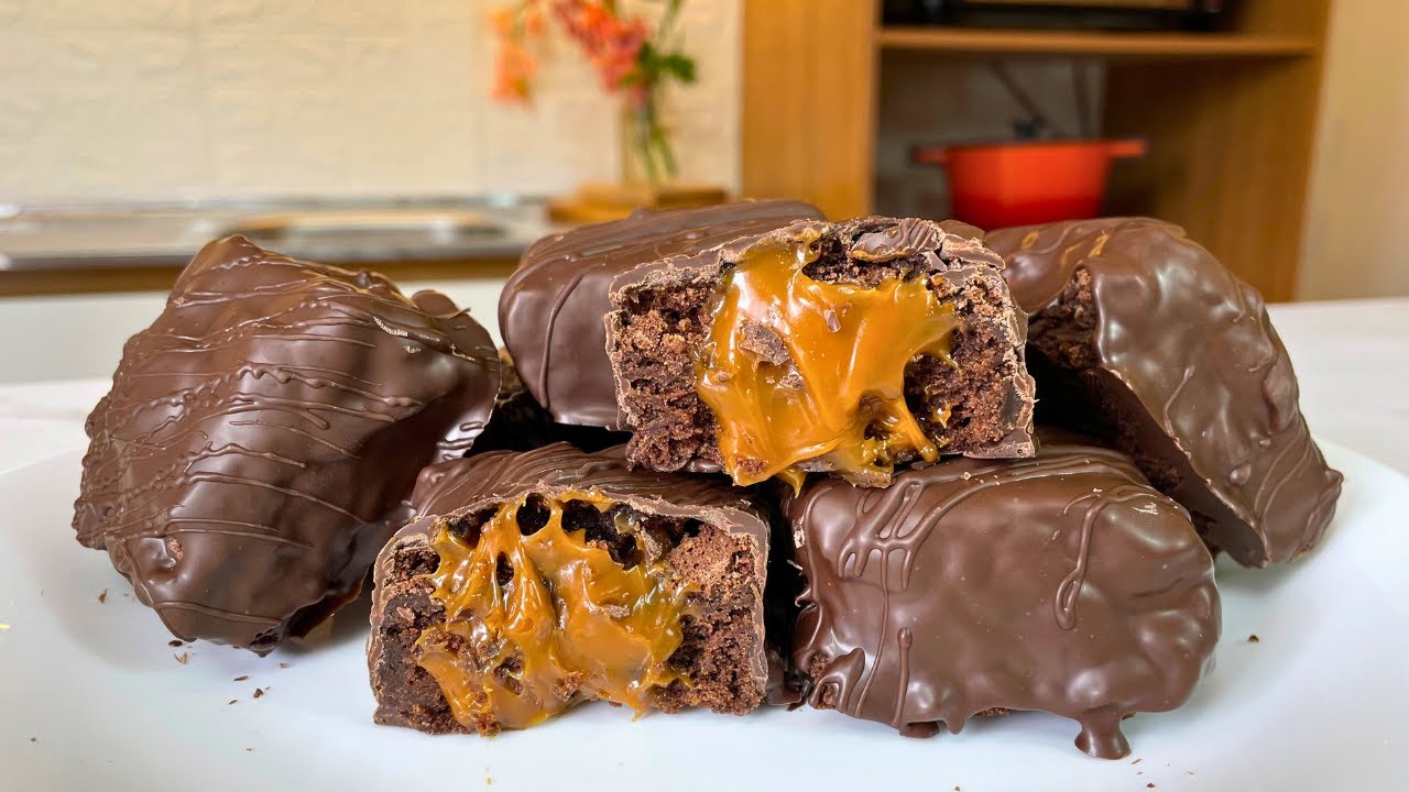 Todo MUNDO pediu a receita desse Brownie Recheado Sem Glúten!! 🍫