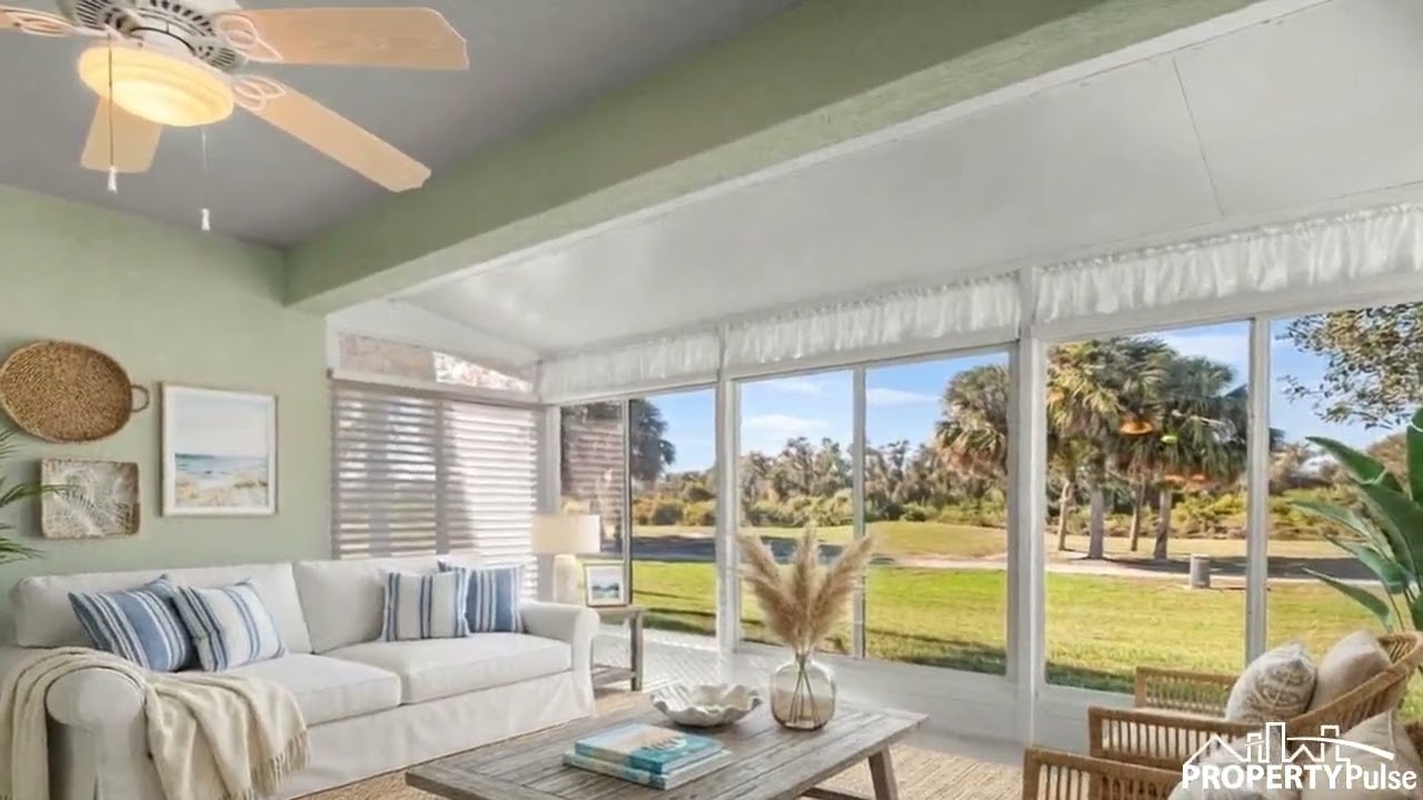 1226 LYNDHURST GREENS DRIVE 11, SUN CITY CENTER, FL 33573