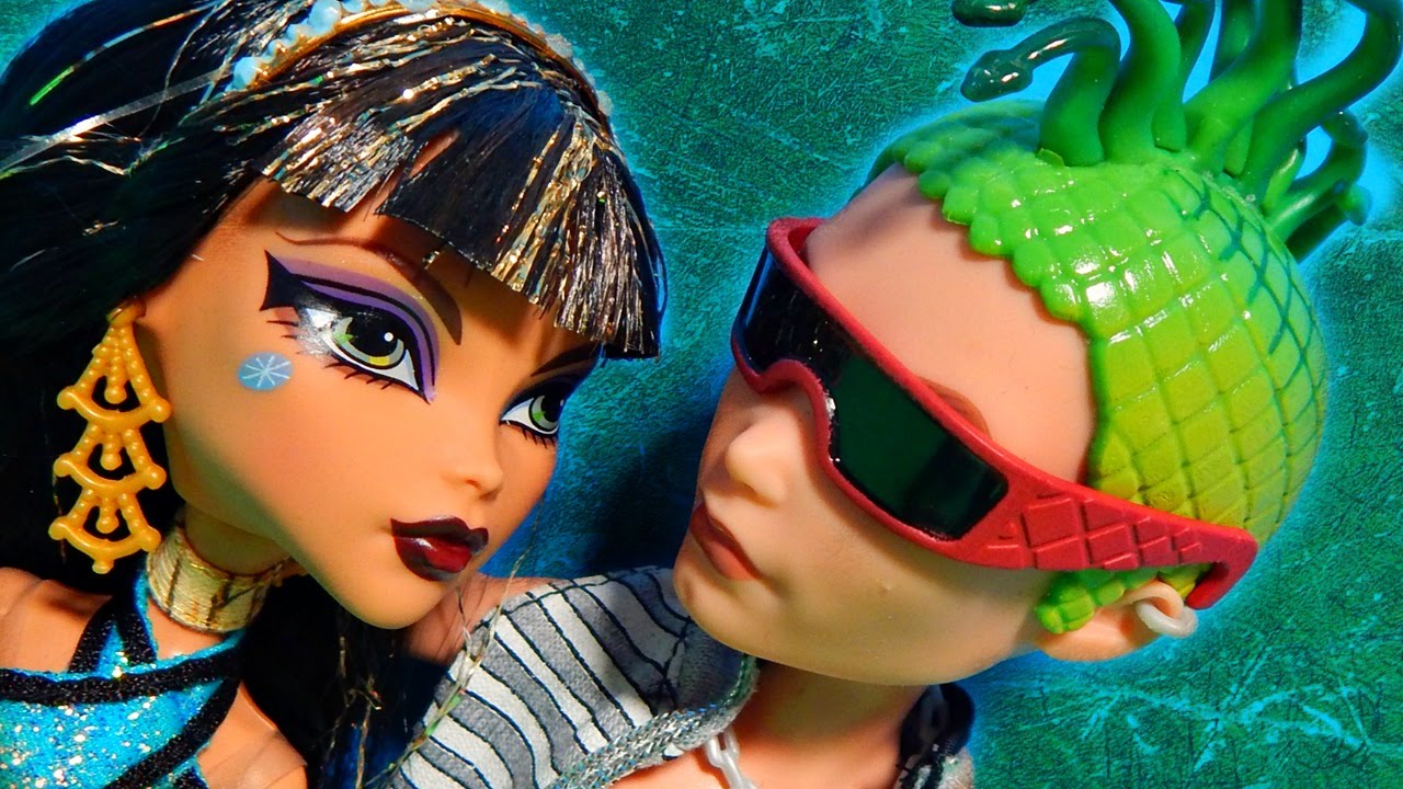 1st Monster High Original Deuce & Cleo Dolls 2-Pack