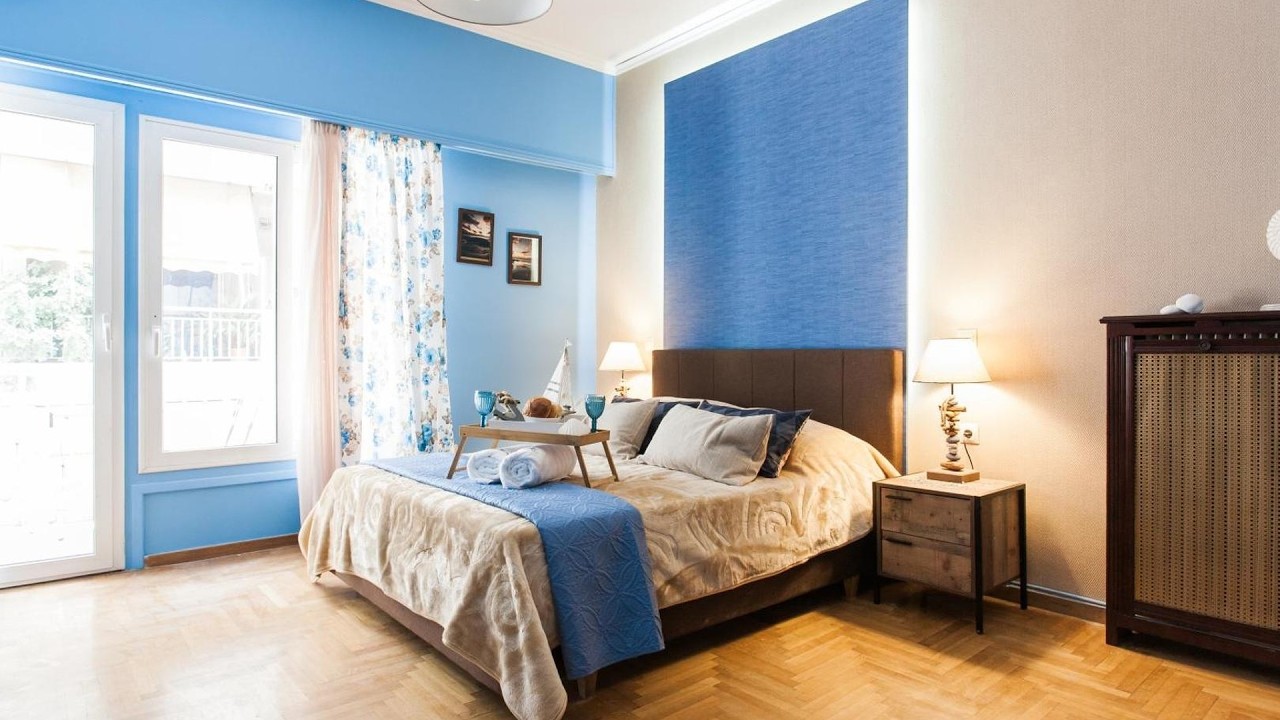 Cozy, Central, Safe Double rooms in apartment, close to Acropolis | Athens, Greece | Hotel Review 🏨