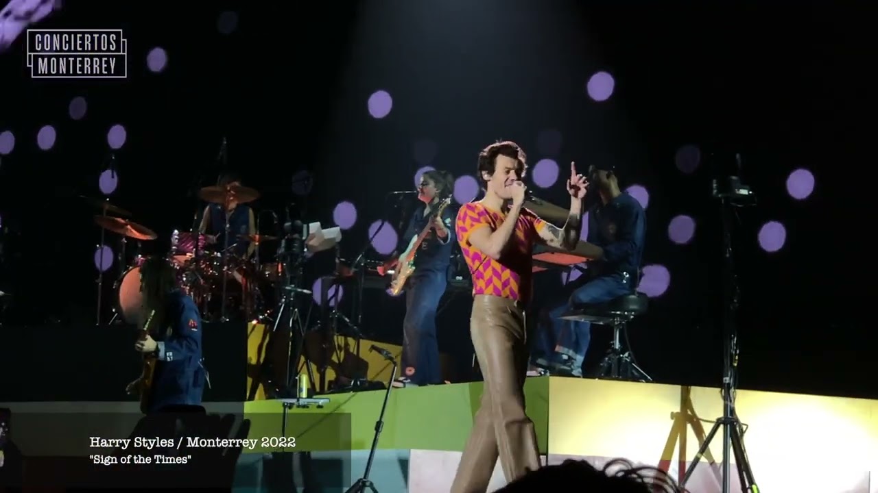 HARRY STYLES en Arena Monterrey 2022 cantando 