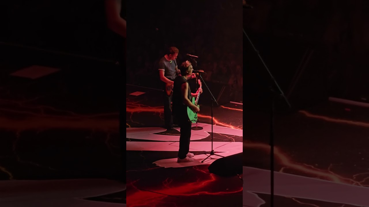 Charlie Simpson & Danny Jones Performs 3am & Not Alone [Busted vs McFly Tour London 2025] 190925