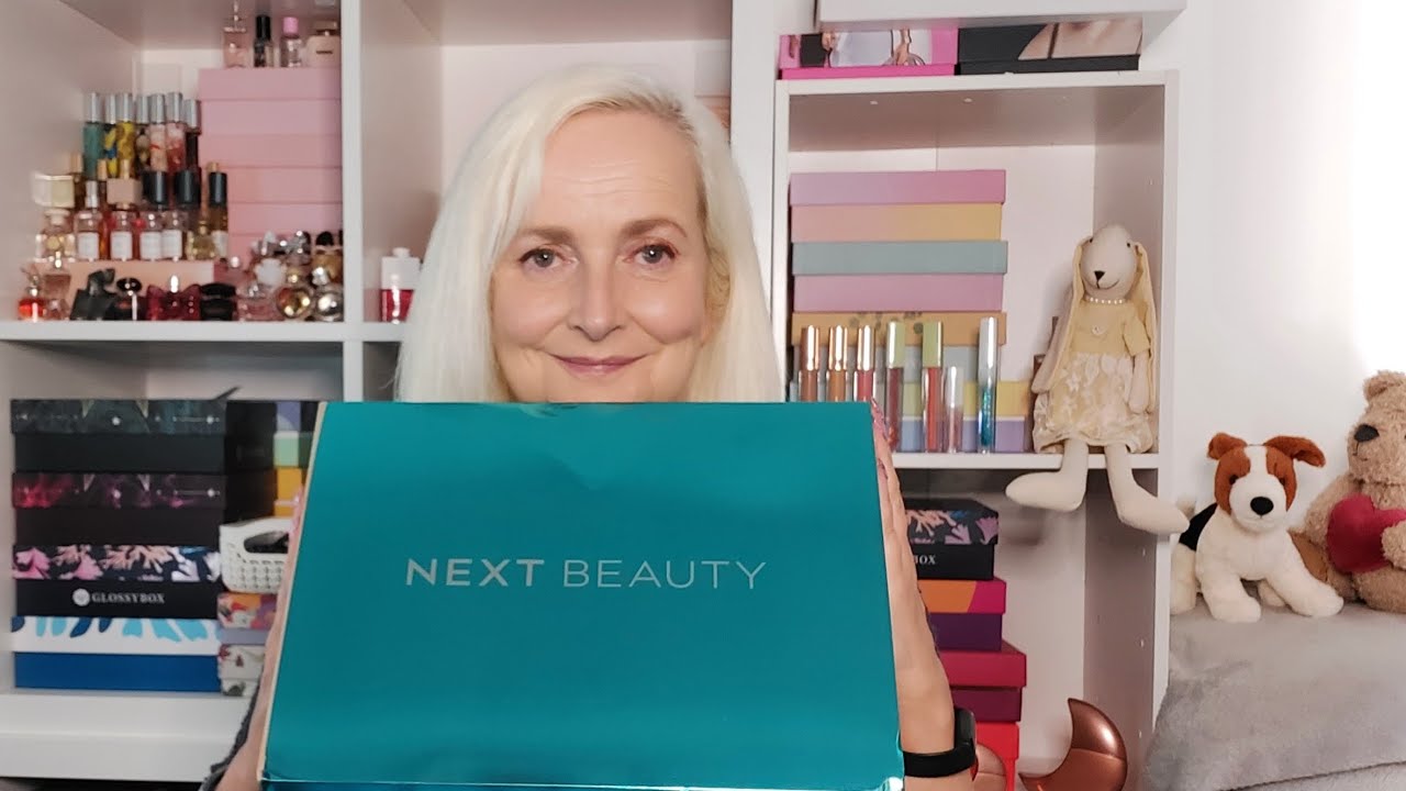 Unboxing: Next - The Summer Luxe Beauty Edit - costs £50.00