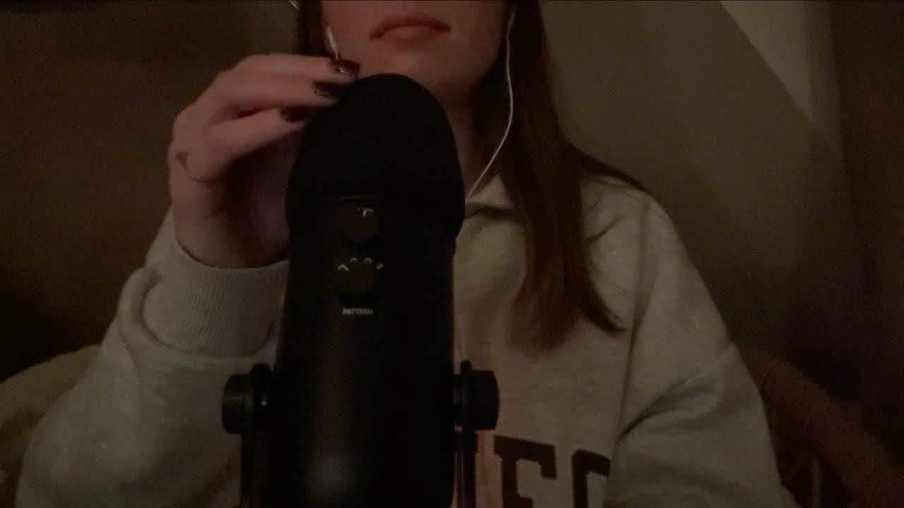 ASMR // Mic scratching and rambling in low light 🌩️💛