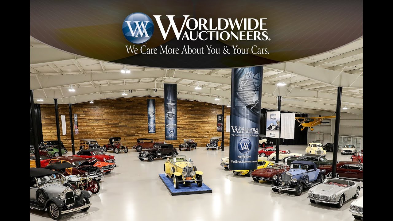 Day 3 • The Auburn Auction • Automobiles & Memorabilia