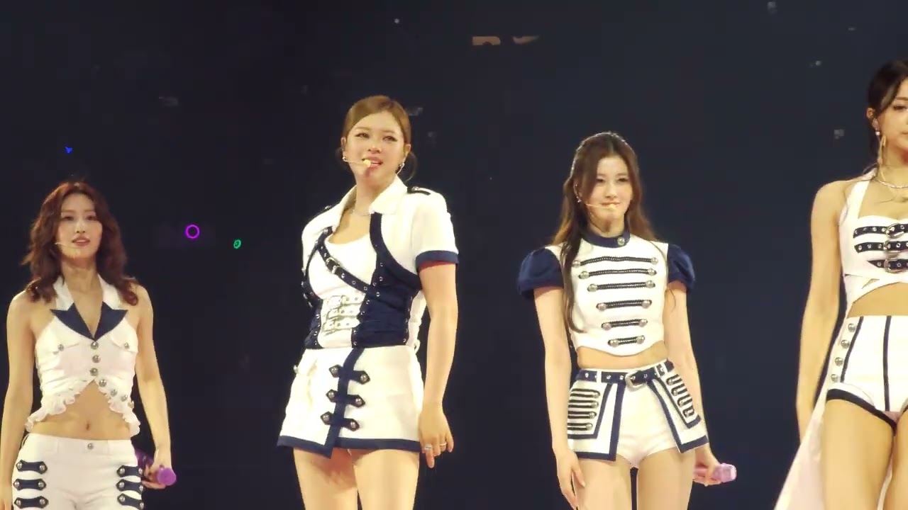 Twice - Moonlight Sunrise Live Los Angeles Day 2 Kia Forum 1/22/26