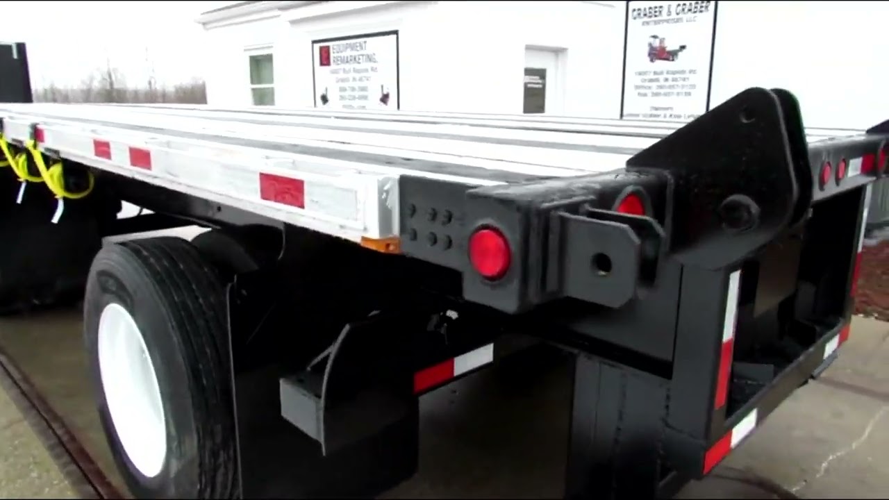 2006 UTILITY 48' X 102" FLATBED MOFFETT TRAILER For Sale