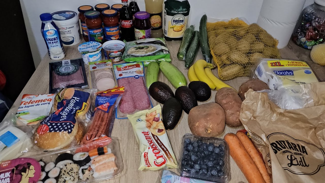 Cumpărături alimentare din Lidl cu preturile afișate