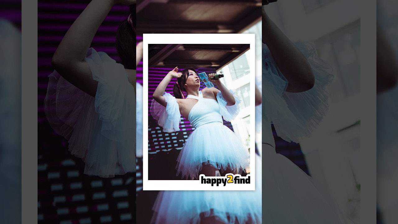 Concert photos delivered on spot! 😌💛#happy2find #candidphoto #wholesome #happiness #streetphoto