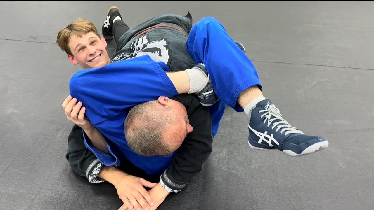 Triangle Choke from Side Control | Sneaky Submission Setup
