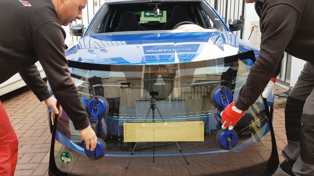 Výměna čelního skla Škoda Superb
