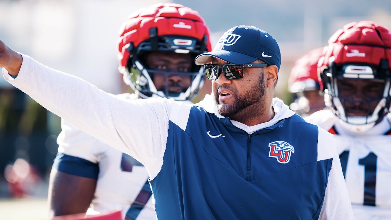 Mic'd Up: Co-DC/D-Line Coach Skylor Magee