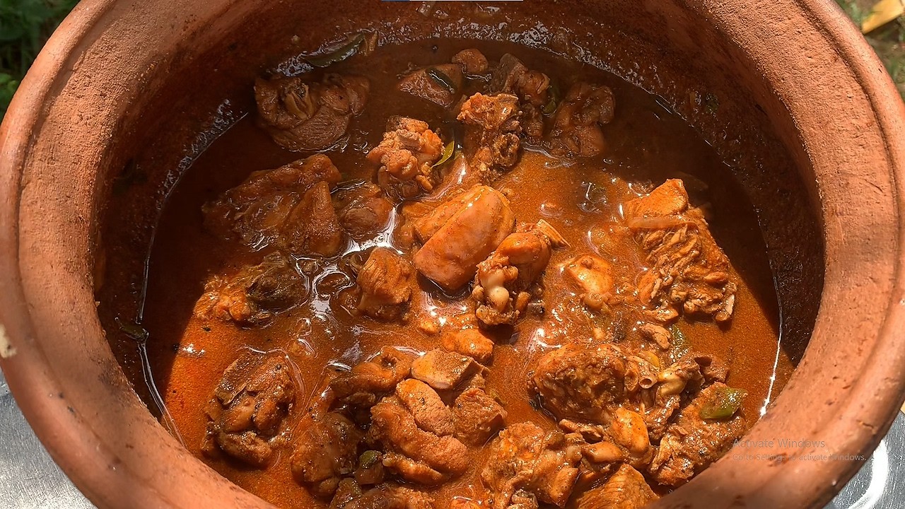 Authentic Spicy Chicken Curry – Step-by-Step Recipe /ගමේ රසට කුකුල් මස් කරිය