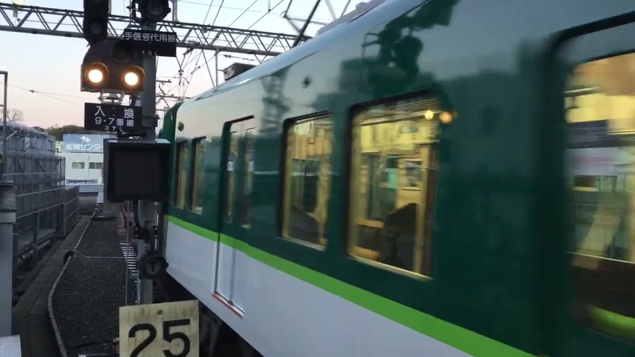 寝屋川車庫から出庫し枚方市駅に向かう普通私市行きを撮影