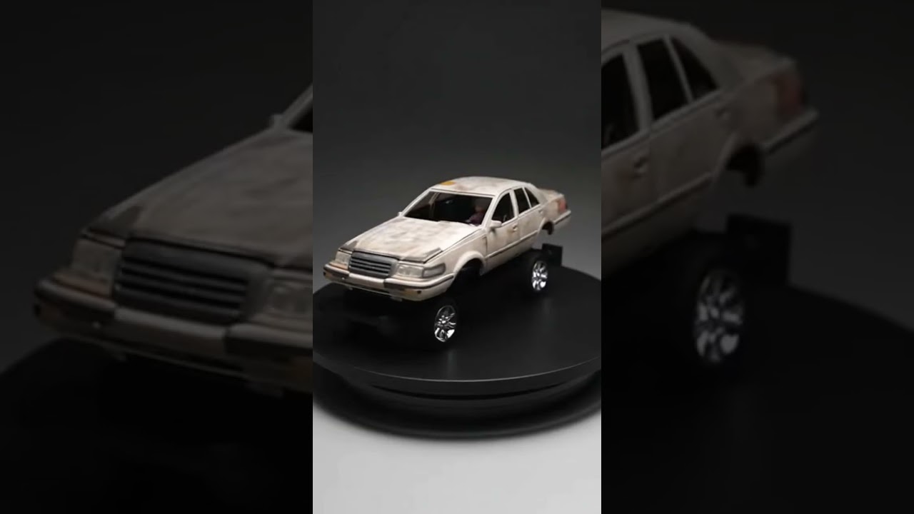 Ford Crown Vic. За рулём либо пожилая белая леди, либо наркоторговец &mdash; третьего не дано.