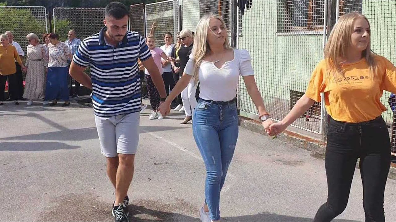 ❤️ Spiljani kod Konjica - Eldar sa suprugom Dženanom kolo vodi - Amko Bend - Bosanski teferič