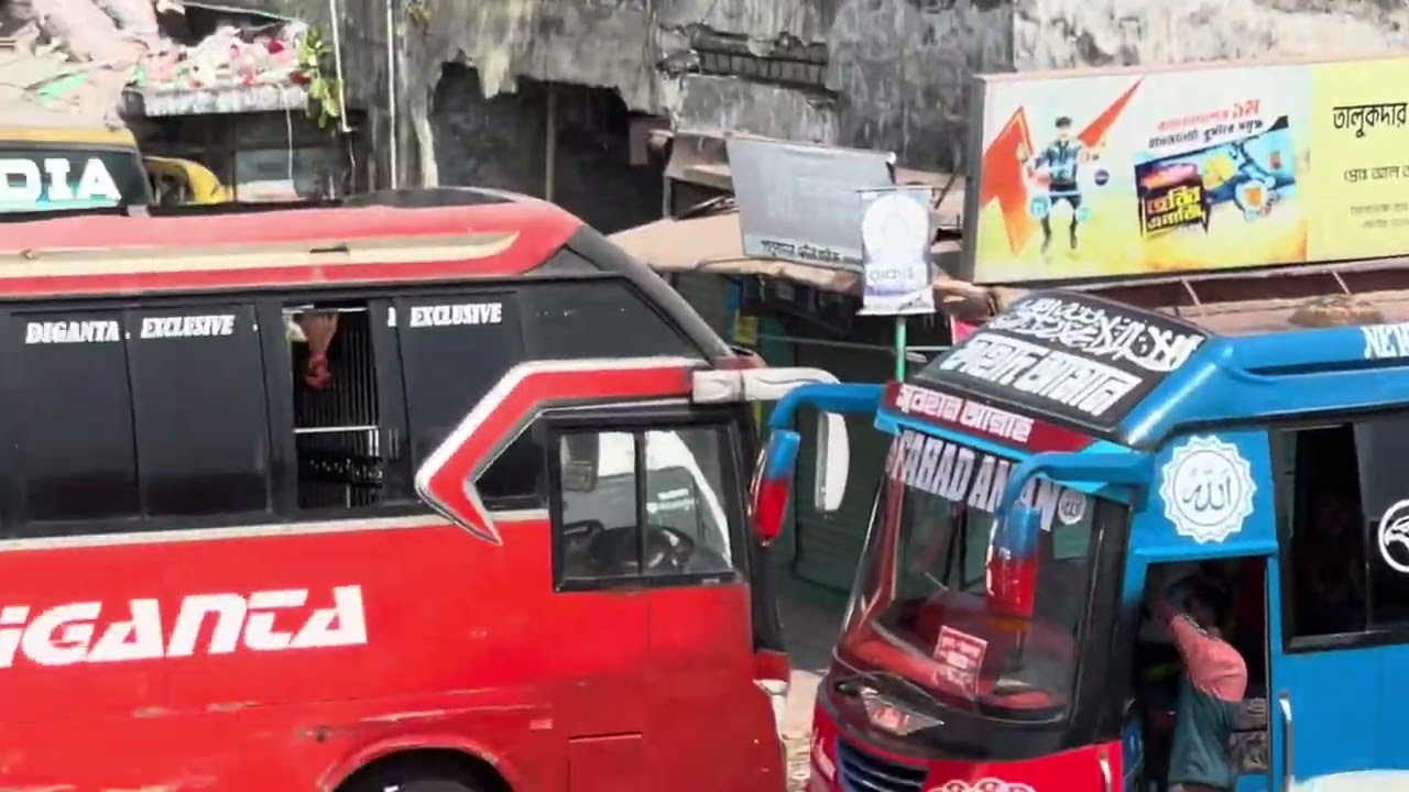 খুলনা সোনাডাঙ্গা বাসস্ট্যান্ডে কিছু সময়। 