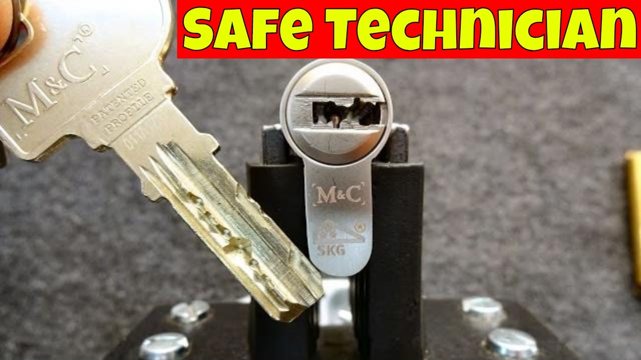 (1052) M&C Condor Picked Open and Gutted