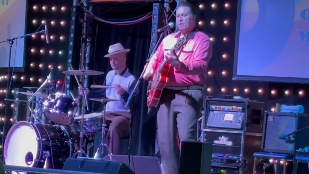 Darrel Higham & The Enforcers
