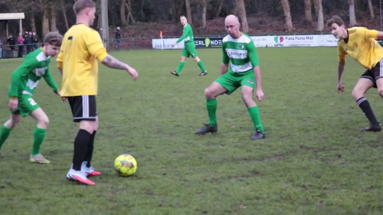 Hoekske B - FC Hemelboys (3-2)