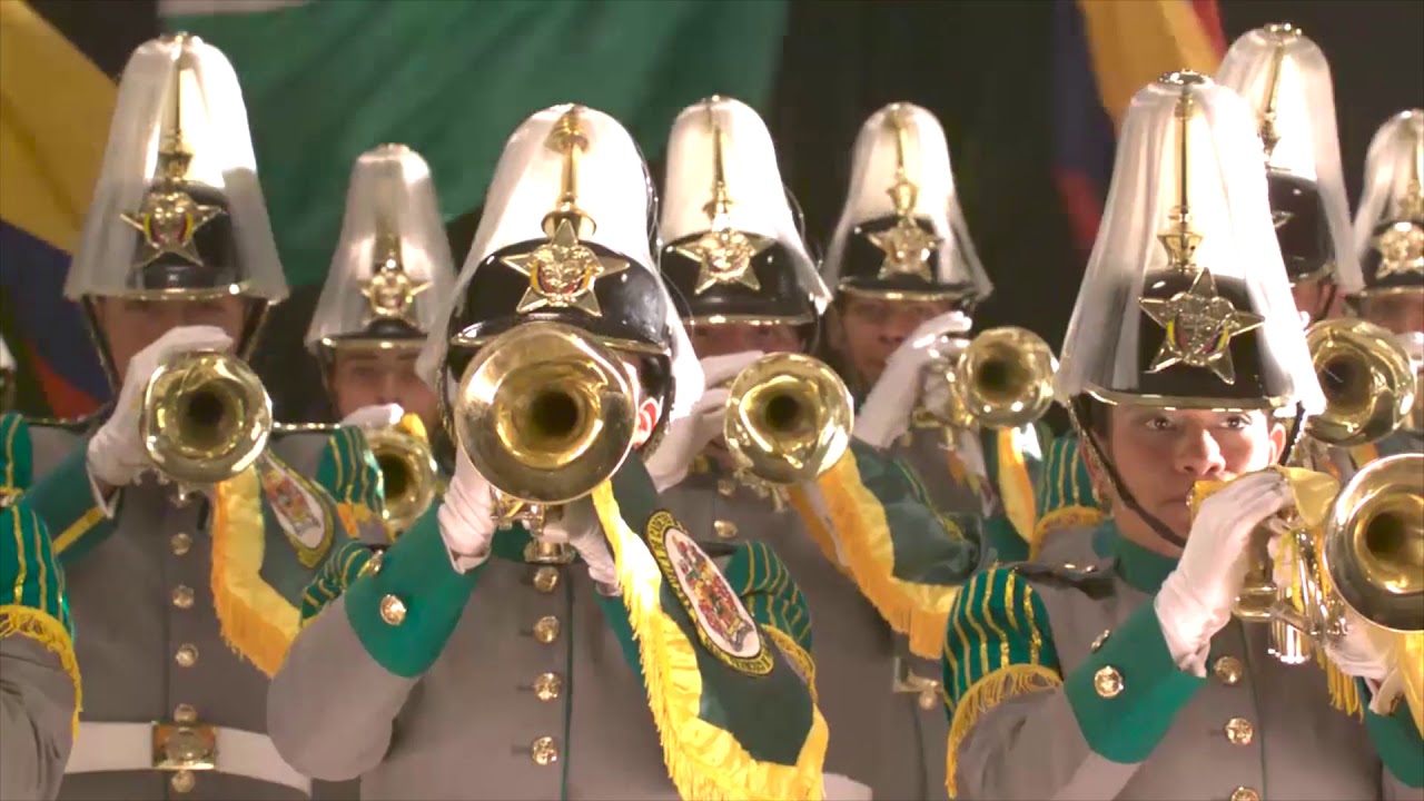 Himno Policía Nacional de Colombia-Orquesta Internacional Policía de los Colombianos
