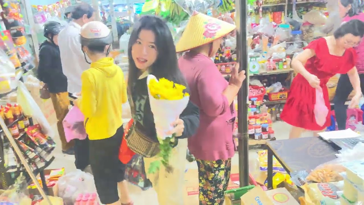 Vietnam Expat - Market by wife’s parents house 