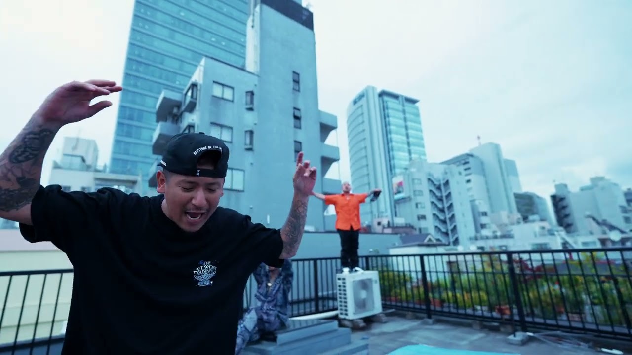 UUUU / SNKR DonDaDa -Look My Kicks- (feat. CHOUJI, D.D.S THE SUKE & FEZBEATZ)