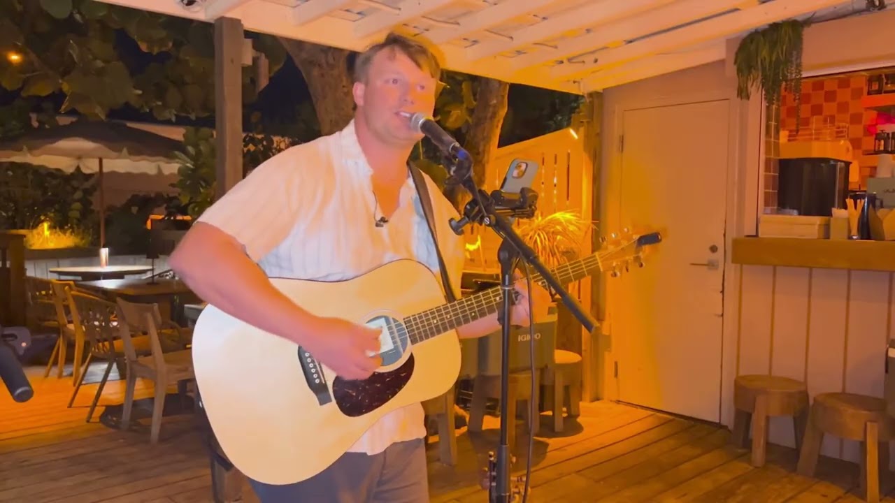 Owen Hughes | live at Bonny moon