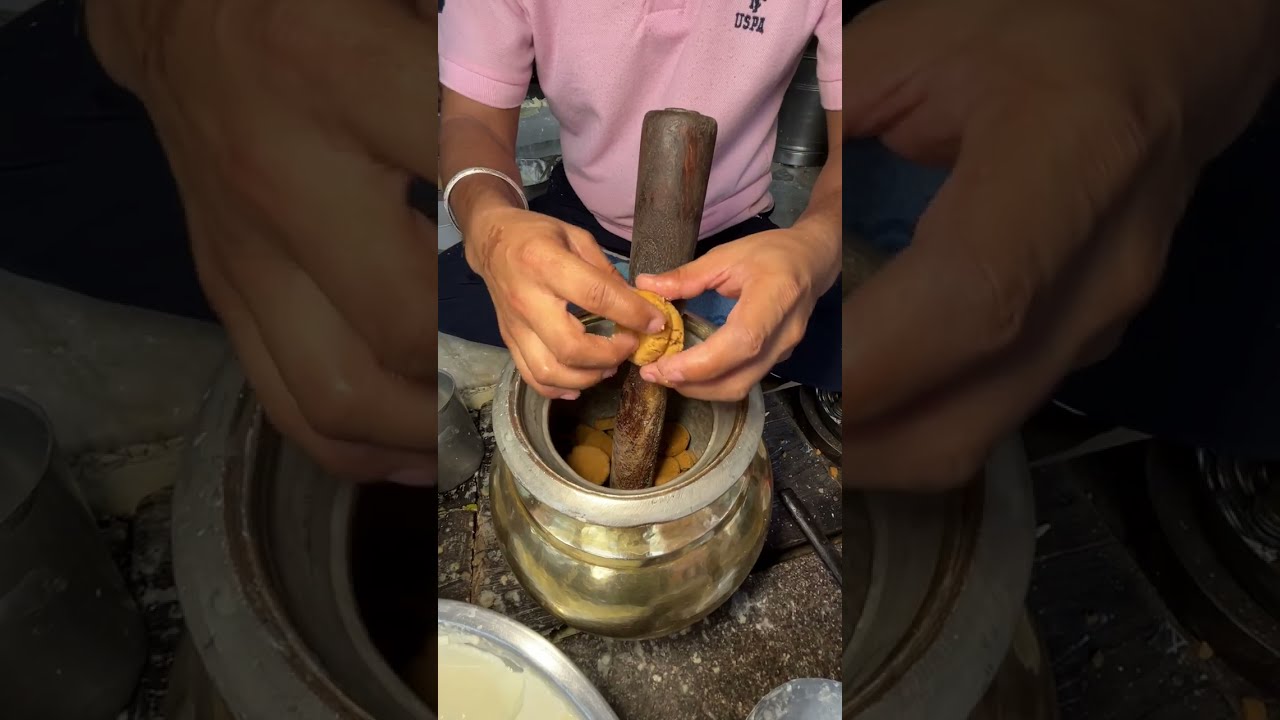 Amritsar Famous Pede Wali Lassi Making | Indian Street Food
