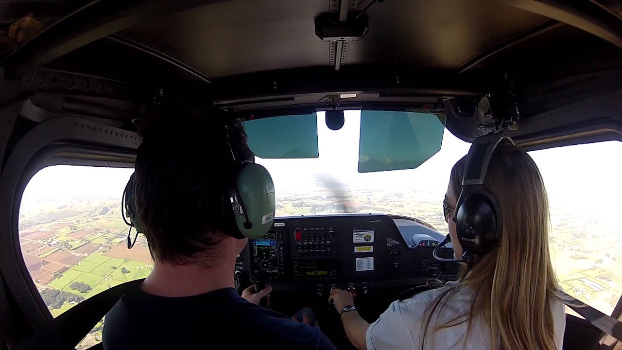 2nd Flying Lesson - Straight and Level