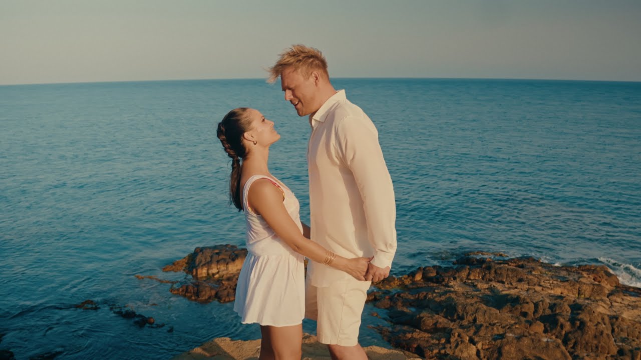 David Deyl - Dos Delincuentes (Official Music Video)