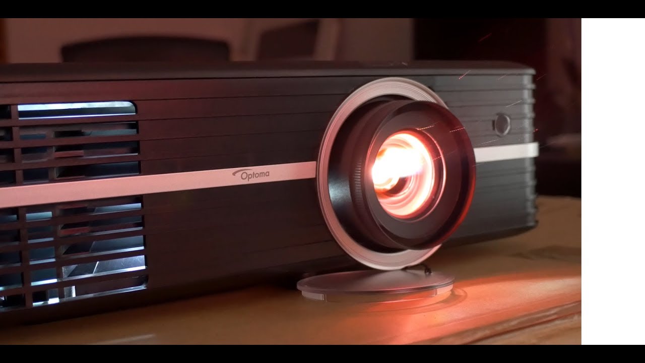 Projektor Optoma UHD51 - dobre, 
