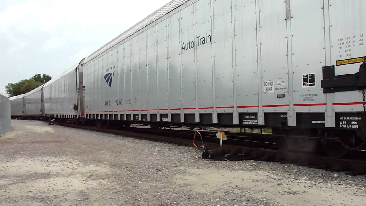 FLORIDAS LONGEST PASSENGER TRAIN AMTRAK AUTO TRAIN LEAVES STATION!!