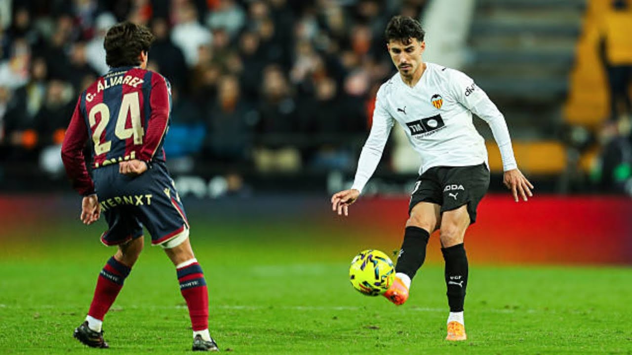 Andre Almeida vs Levante | touch and skills | brilliant play 
