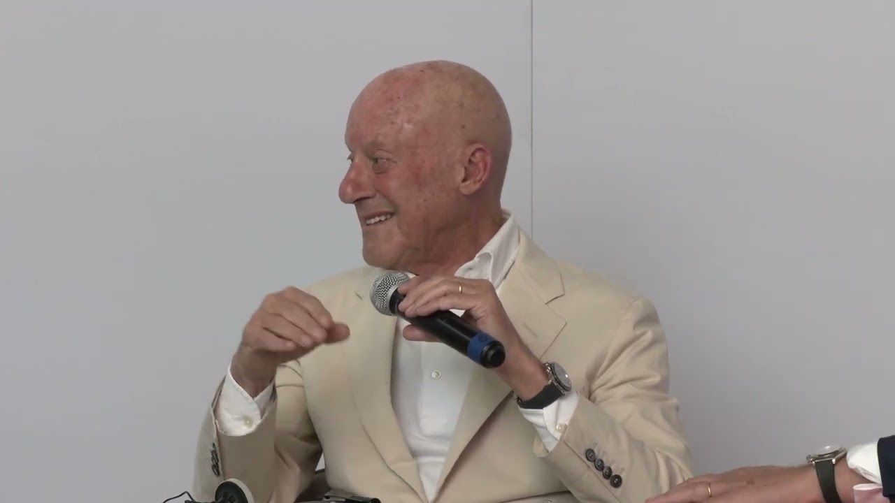 Tecno and Norman Foster Foundation present Cosmos - EN