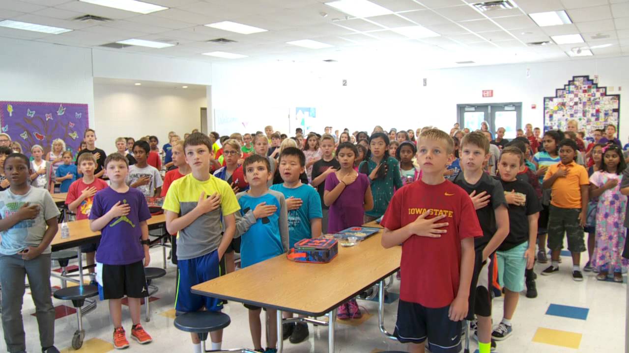 Lakewood Elementary School - National Anthem