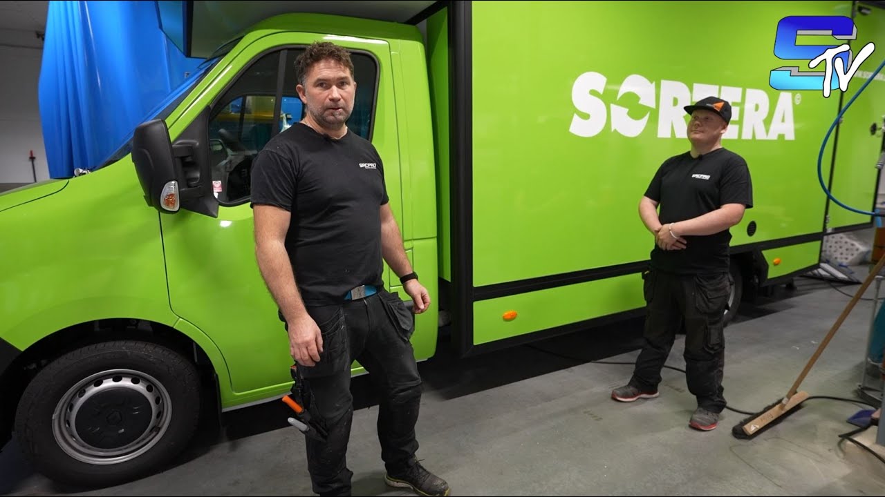 Meet the Mobile Workstation Build Crew NEW