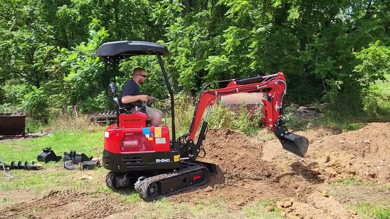 GroundHog Equipment BH24D Featuring the 40 in Smooth Bucket in Action