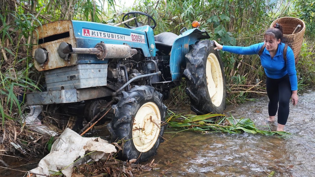 Girl finds MITSUBISHI agricultural machinery abandoned on riverbank after flood