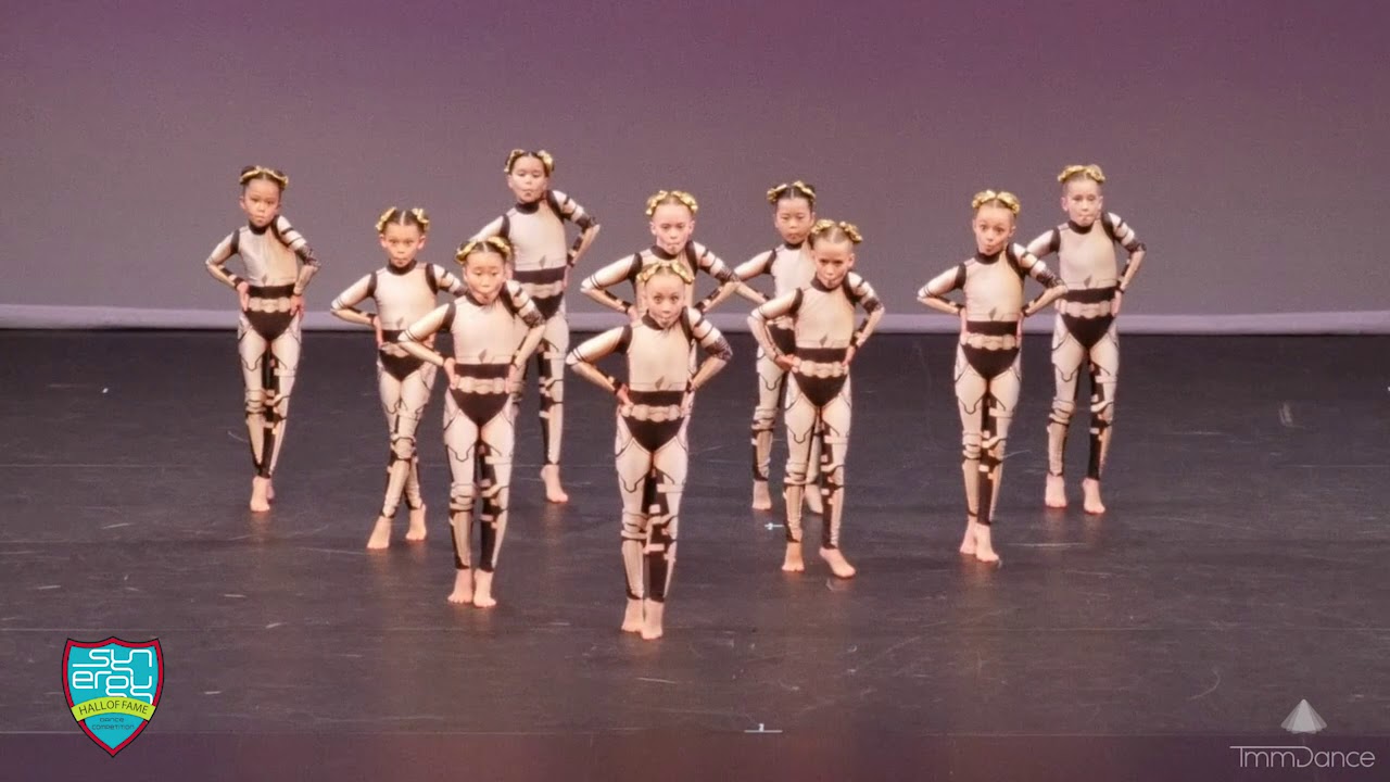MR ROBOTO - Synergy Dance Competition 2019